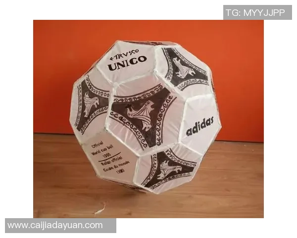 手工贴足球的创意制作与技巧分享让你轻松打造个性化运动装备 手工贴足球的创意制作与技巧分享让你轻松打造个性化运动装备