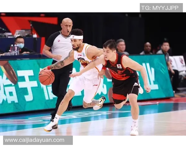 深圳篮球队技术争议引发热议球迷与专家各执己见探讨解决方案 深圳篮球队技术争议引发热议球迷与专家各执己见探讨解决方案